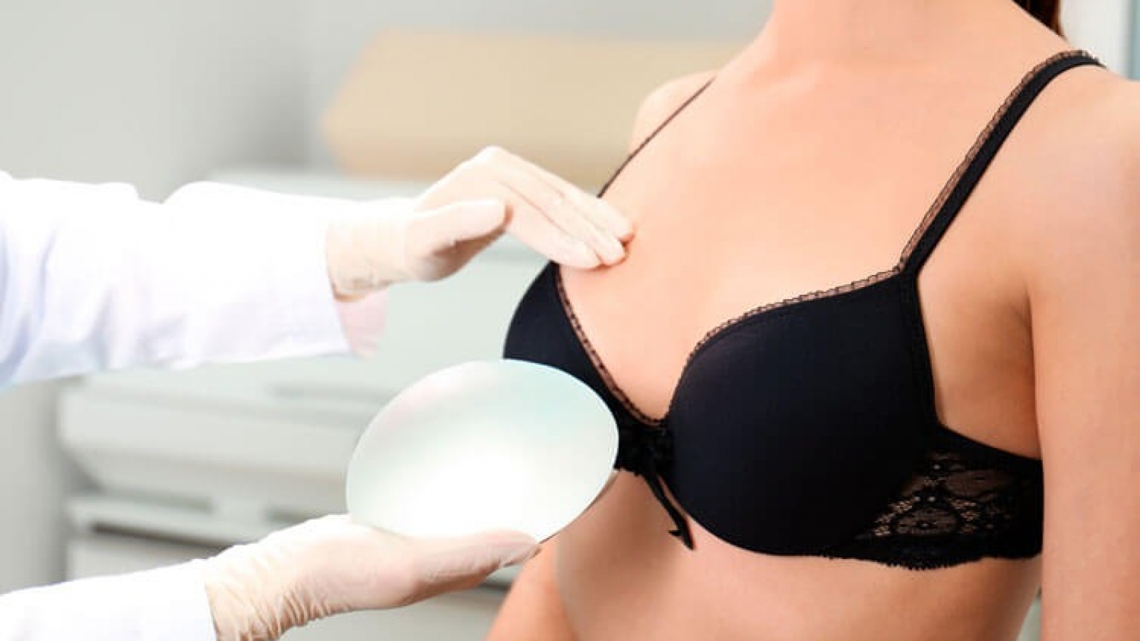 clinica de cirurgia plastica em santos dra ana lucia lemos assemetria das mamas